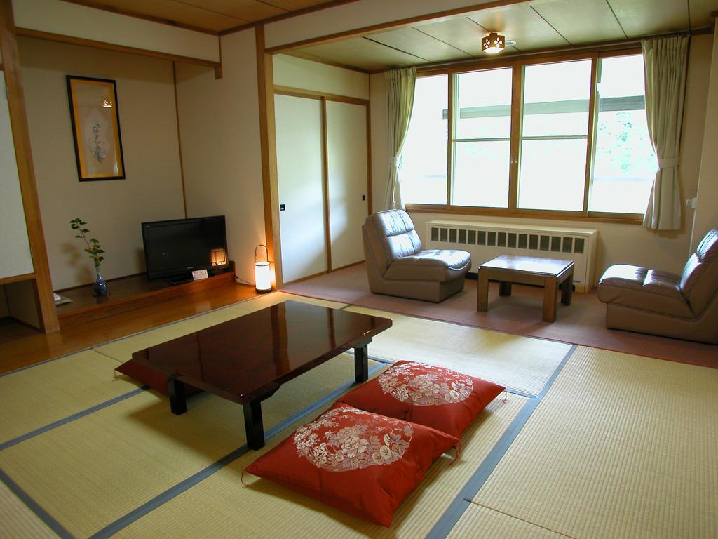 Hotel Shirakabaso Shigakogen Yamanouchi  Rum bild